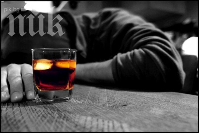 Българинът по-беден, но пие повече