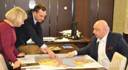 спортният министър кметът бургас обсъдиха възможностите изграждане нов стадион града