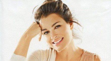 бившата буфон блести далеч снимки