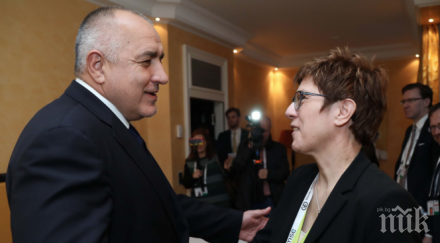 борисов срещна председателя хдс анегрет крамп каренбауер