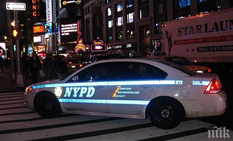 Пожарникари и полиция в Ню Йорк на крак заради експлозии и пожар в шахти