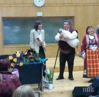 Валя Балканска пя за Царицата на баскетбола (СНИМКИ)