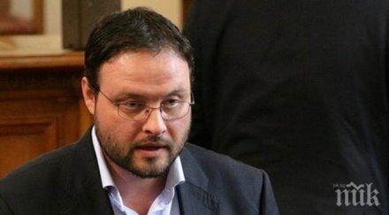 "Атака" използвали Бареков само за контакт. Депутат на Волен Сидеров: Ако иска и учител по физическо да става