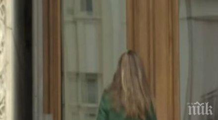 адвокати излизат протест парламента