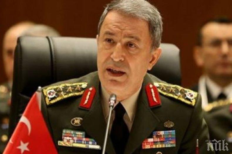 Министърът на отбраната на Турция се среща с американския си колега