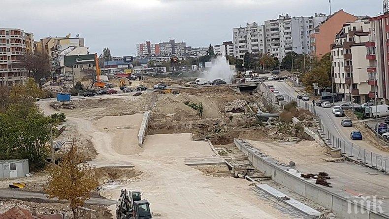 ПАК НЕРВИ: Затварят част от още един булевард във Варна