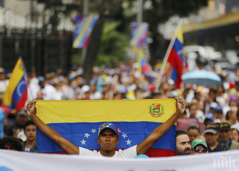 Властите в Колумбия съобщават за 285 ранени във Венецуела