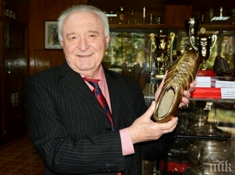 ПОД ЛУПА: Петър Жеков с тежък коментар преди вечното дерби! Ето как влизат грандовете в битката