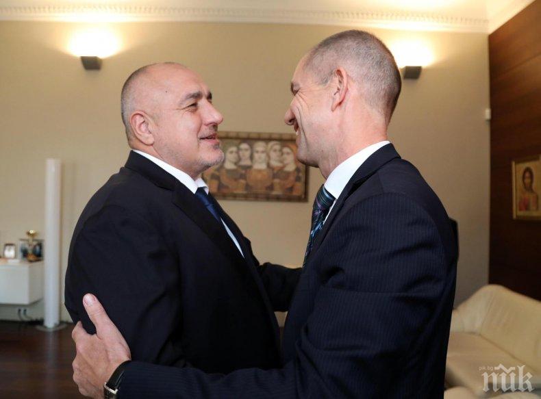 ПЪРВО В ПИК: Борисов с важна среща в Министерския съвет (СНИМКИ)