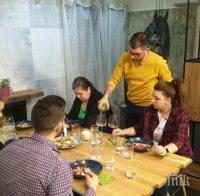 ГОДИНА СЛЕД ТРИУМФА В 