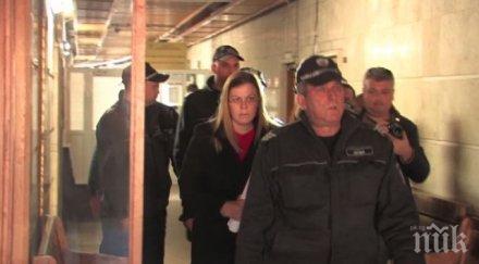 пуснаха домашен арест банкерката източила 400 хил лева сметки клиенти