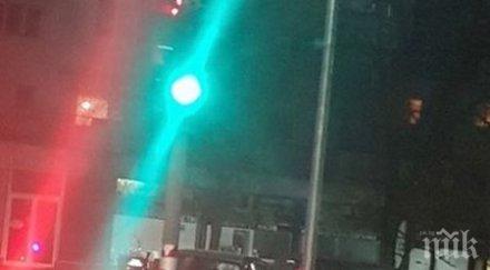 последните минути адско меле два мерцедеса метри мол галерия бургас снимки