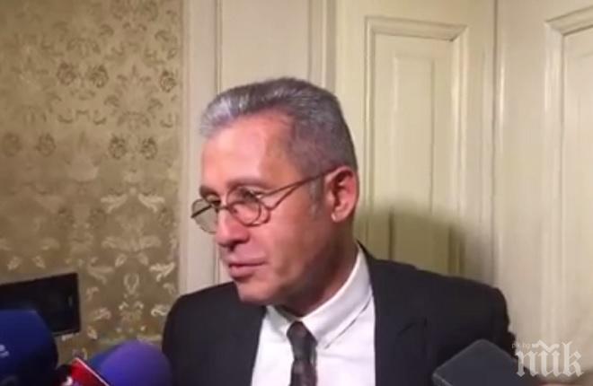 ИЗВЪНРЕДНО В ПИК TV: Йордан Цонев недоволен от работата на парламента: Само запълваме времето