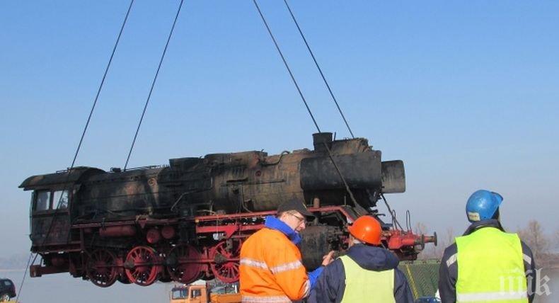 Парен локомотив от Втората световна война пристига от Виена в София за ремонт