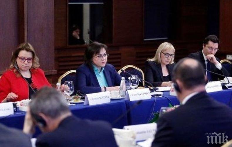 Корнелия Нинова бистри Изборния кодекс с европейски посланици 