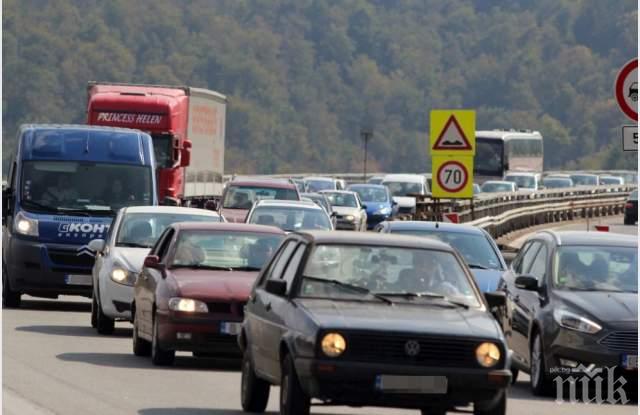 ОПАСНО: 1,5 млн. ветерани убийци шарят по българските пътища