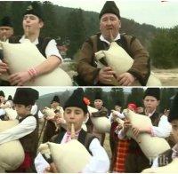 101 каба гайди огласиха Шипка в празничния ден