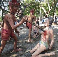 Тайландски остров пази уникални тайни - вижте уникални статуи в храма на разврата (СНИМКИ)