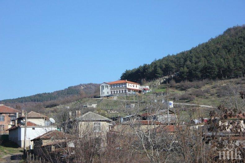 Прокуратурата наблюдава разследване за блудството с дете в Песнопой