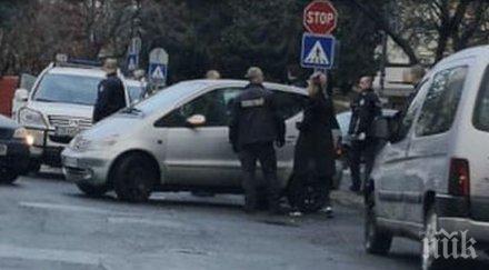 последните минути акция бургас арестуван тарашат мерцедес жена волана