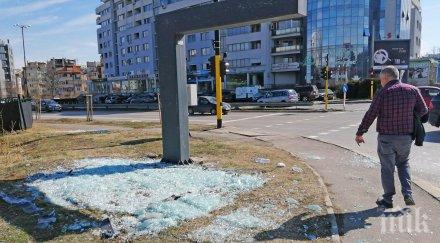 разкритие фирмата падналия билборд софия пострадалият все опасност живота