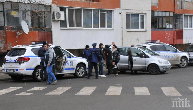 Първи подробности за акцията в Бургас - закопчали наркодилъри (ВИДЕО/СНИМКИ)