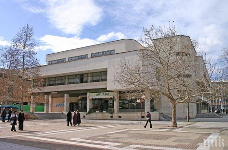 Деца от Ловеч се учат да програмират с помощта на роботи