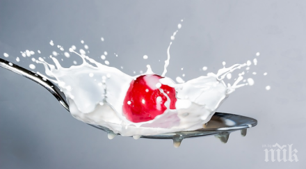 добър сън пийте топло мляко сок вишни