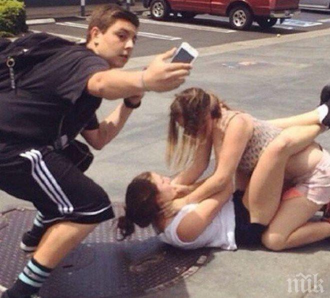 КАКВО СЕ СЛУЧВА? Ученички се спречкаха в пловдивска гимназия - едната наръга другата в гърба