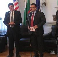 Министърът на вътрешните работи Младен Маринов се срещна с представители на българската общност във Вашингтон
