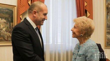 президентът срещна пожизнения секретар френската академия елен карер д’анкос