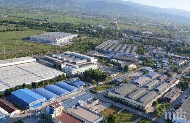 БУМ: Автомобилен гигант избра Пловдив за грандиозна инвестиция, търси 5000 работници