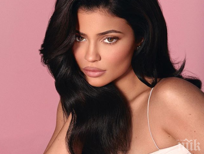 Определиха най-новия тренд в пластичната хирургия. Ето кой е той 