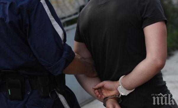 Наркоакция в Столипиново: Арестуваха мъж, полицаи претърсват къщи (СНИМКИ)