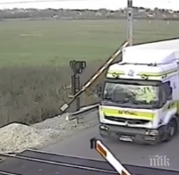 ИДИОТИЯ: Шофьори чупят бариерите на жп прелез