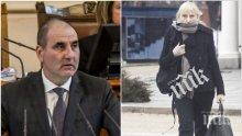 Апартамент-маниаците Йончева, Цветанов, Цецка - кухи хора в кухи пространства
