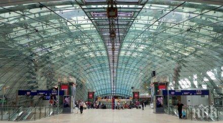 спряха полетите франкфуртското летище заради безпилотни самолети