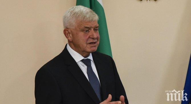 Ананиев с нови предложения към медсестрите, те не се отказват от протеста