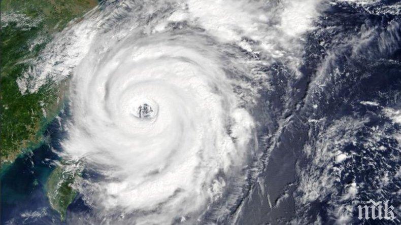 СУЕВЕРИЕ: Отказват тайфуните с имена Майкъл и Флорънс