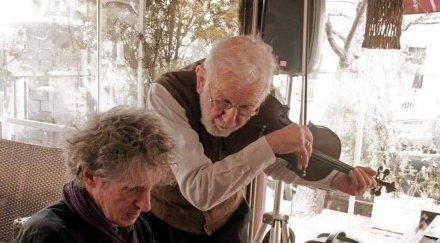 виртуозът ицко финци петручио въвличат бохемски занимания напреднали