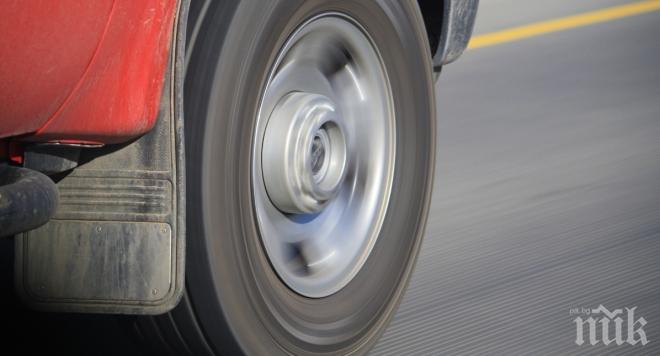 Украински тираджия заловен мъртво пиян край Разград