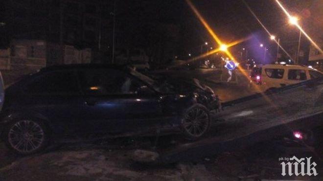 Двама са с риск за живота след автомеле във Варна