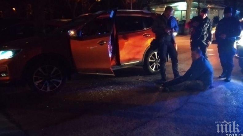 ИЗВЪНРЕДНО: Екшън в София - отряд Кобра закопча известен автокрадец (ОБНОВЕНА/СНИМКИ)