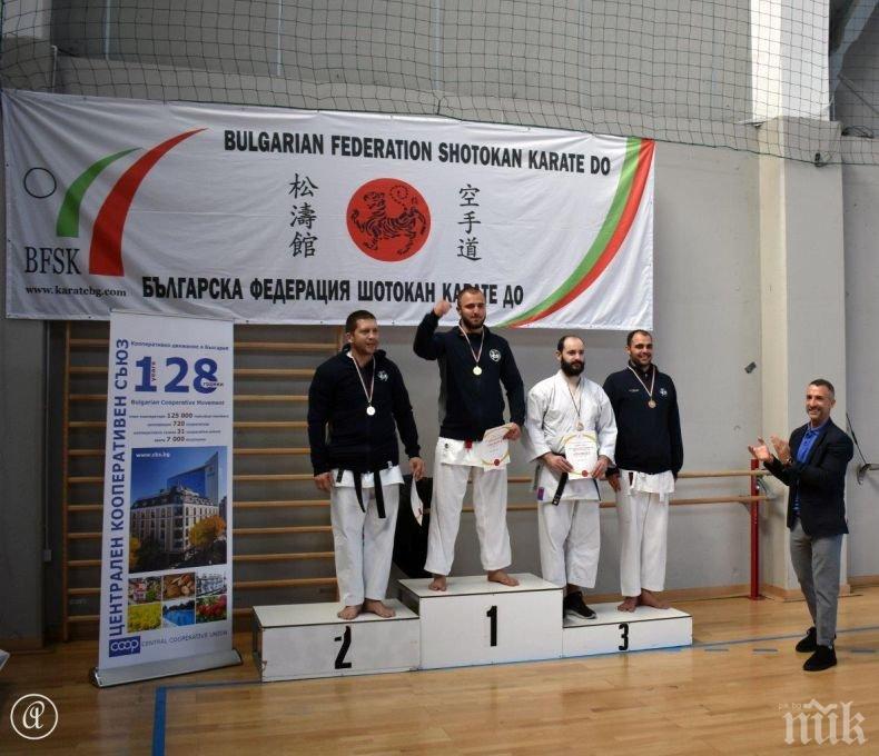 Над 400 каратеки участваха в национално първенство по Шотокан Карате-До в София

