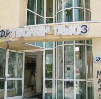 Погромът на БФС след атаката на фенове на ЦСКА  (снимки)