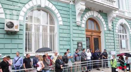 души протестираха правителството варна