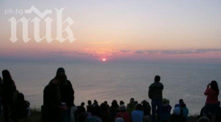 джулая камен бряг живо бнт слънцето остане скрито