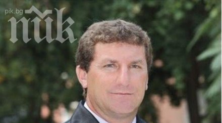 отстраниха кмета септември негов авер нарече магистратите смешници