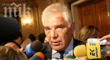 легия антимафия пик смениш танов борисов все едно махнеш цветанов сложиш мястото флоров