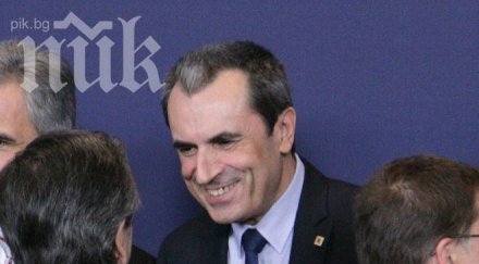 орешарски досега никое правителство било 100 доверие